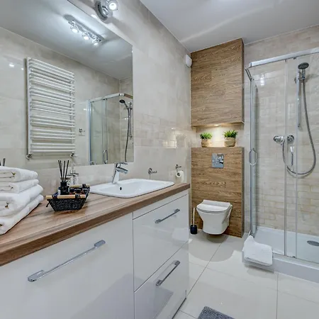 Lm Narutowicza Kamienica Nova 2-3 דירה *