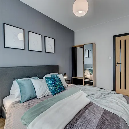 Lm Narutowicza Kamienica Nova 2-3 * שצ'צ'ין